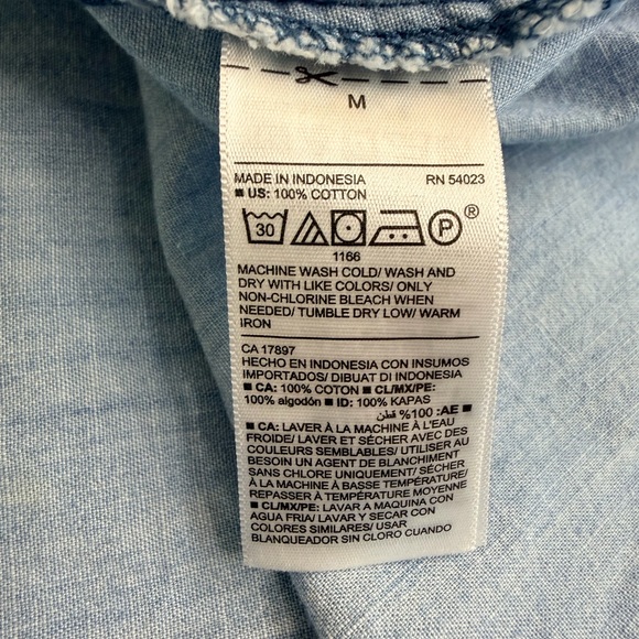 Old Navy Pale Blue Sleeveless Button-Front Midi Dress - Picture 7 of 7